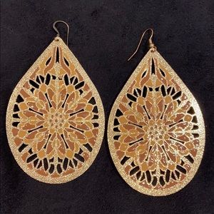 Gold tone with light & dark brown metal earrings